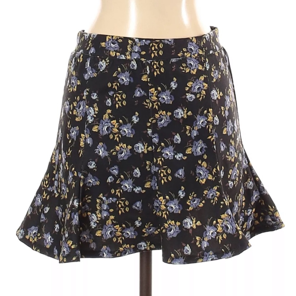 Zara Trafaluc black floral mini skirt with ruffle